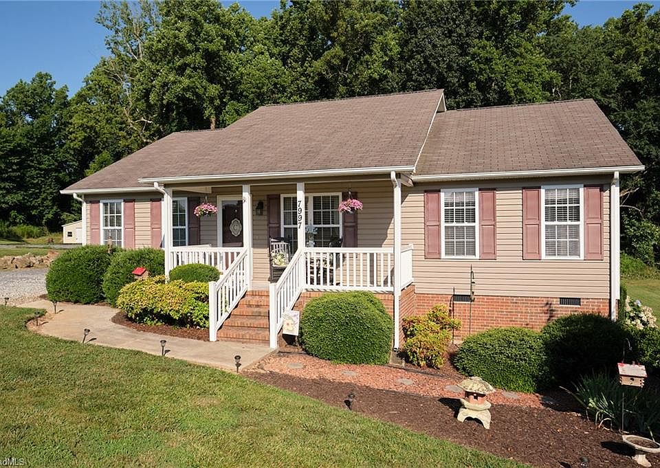 1st image of 7997 Wagmont Dr