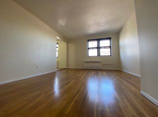 (Undisclosed Address), Yonkers, NY 10701