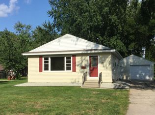 423 10th St SE, Waseca, MN 56093