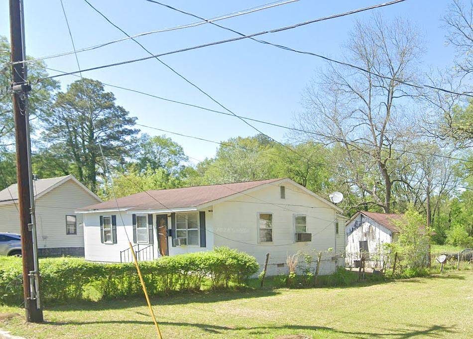 2nd image of 608 W Forrest St