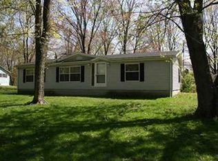 1813 Pymatunning Dr, Jamestown, PA 16134