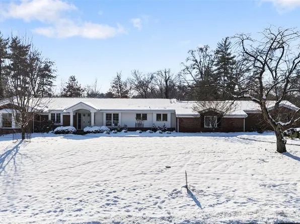 610 High Hampton Rd, Saint Louis, MO 63124