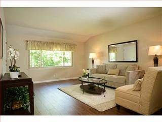 4th image of 770 Wedgewood Dr