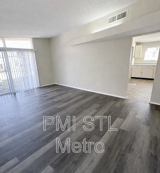8439 Alder Ave — Photo 6