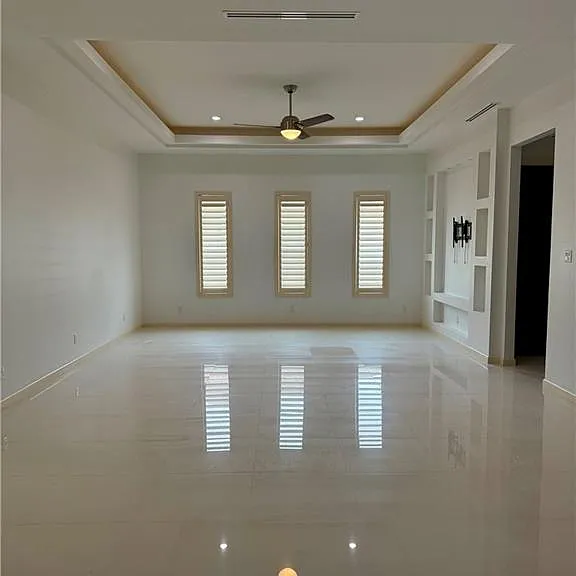2818 Esmeralda St — Photo 13