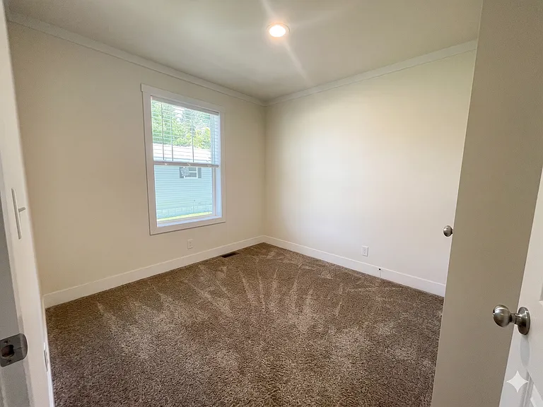 73 Ashley Cir #30 — Photo 18
