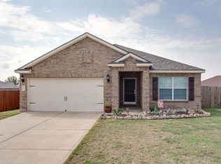 114 Watering Hole, Newark, TX 76071