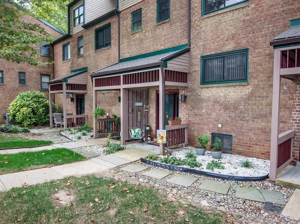 6 Paladin Dr, Wilmington, DE 19802