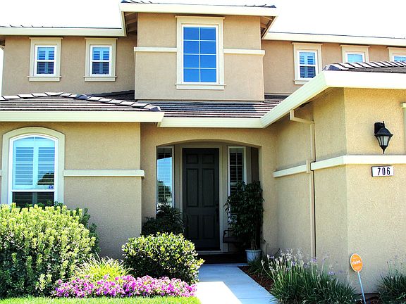 2nd image of 706 Mill Creek Way