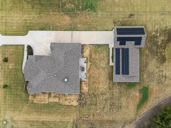 157 Daniel Dr, Van Alstyne, TX 75495