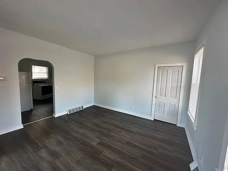 743-745 Milton Ave — Photo 5