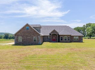 2528 Zion Rd, Van Buren, AR 72956
