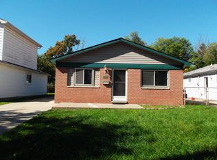 6130 John Daly St, Taylor, MI 48180