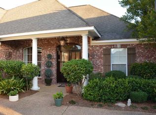 306 Lacoste Ct, Brandon, MS 39047