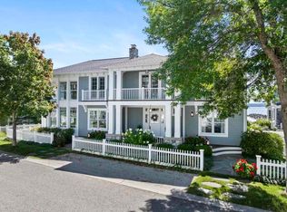 1205 W Bay Rd, Harbor Springs, MI 49740