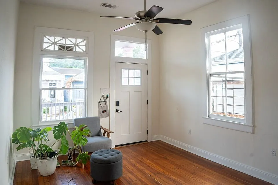 3 bed, $1,850 — Photo 4