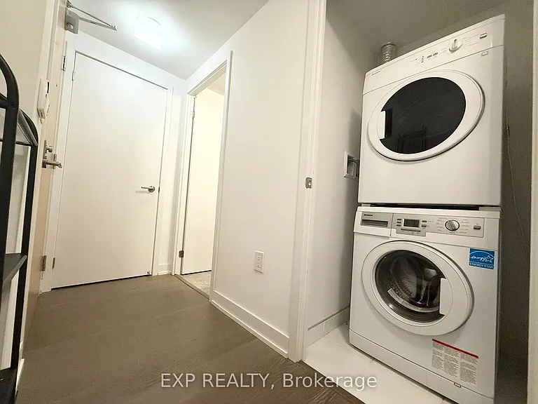 11 Wellesley St W #1605 — Photo 18