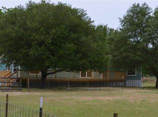 227 Emerald Rd, Whitewright, TX 75491