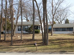 5015 Main St, Lisle, IL 60532