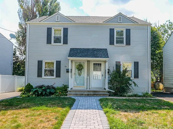 9 Mac Arthur Dr, Edison, NJ 08837