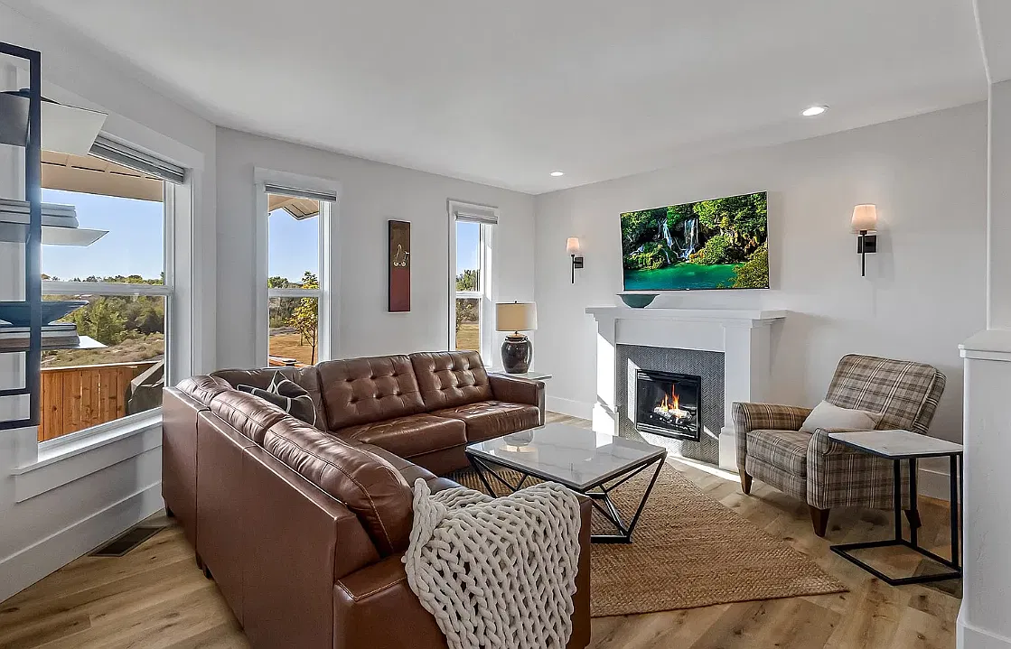 3 bed, 1488 sqft, $2,350 — Photo 3