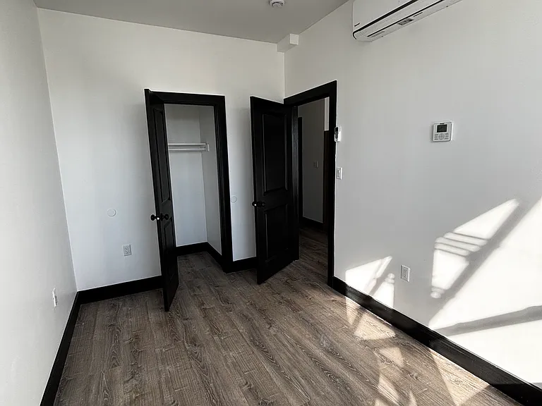 11-13 Thomas St #3C — Photo 3