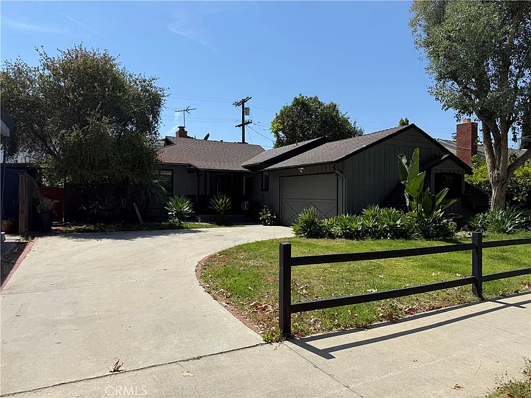 5425 Halbrent Ave — Photo 2