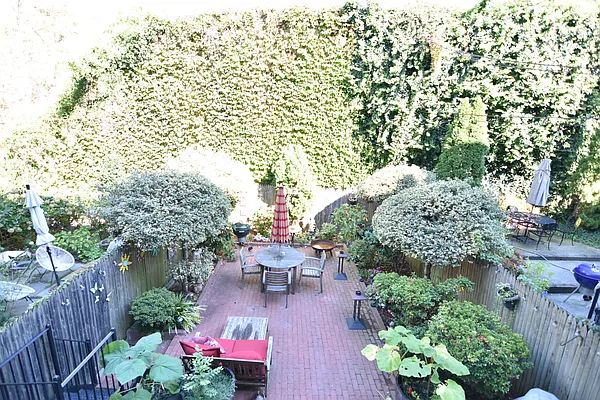 Rented by A P Realty Group NY LTD | media 1