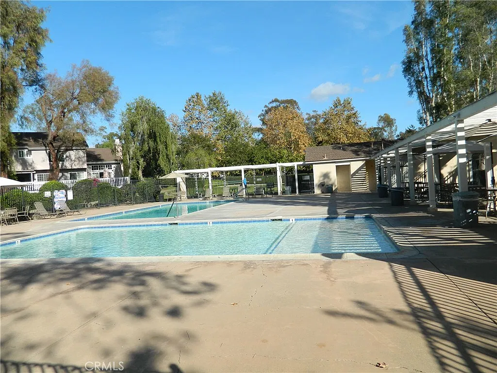 3 bed, 2.5 bath, 1995 sqft, $4,850 — Photo 4