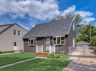 5084 N 56th St, Milwaukee, WI 53218