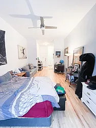 Rented by Urban Real Estate Inc