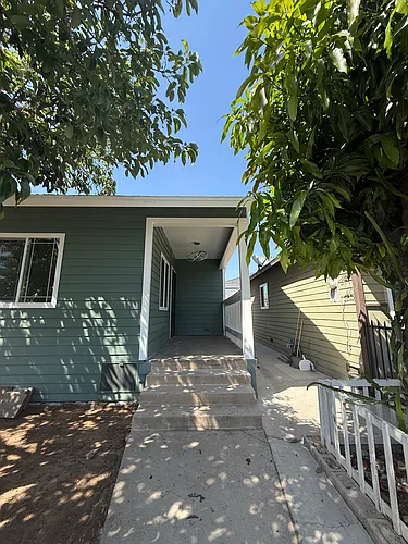 4613 Eugene St #1 Photo 1