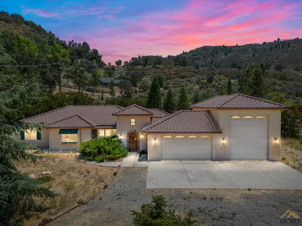 29900 Sunland Way, Tehachapi, CA 93561