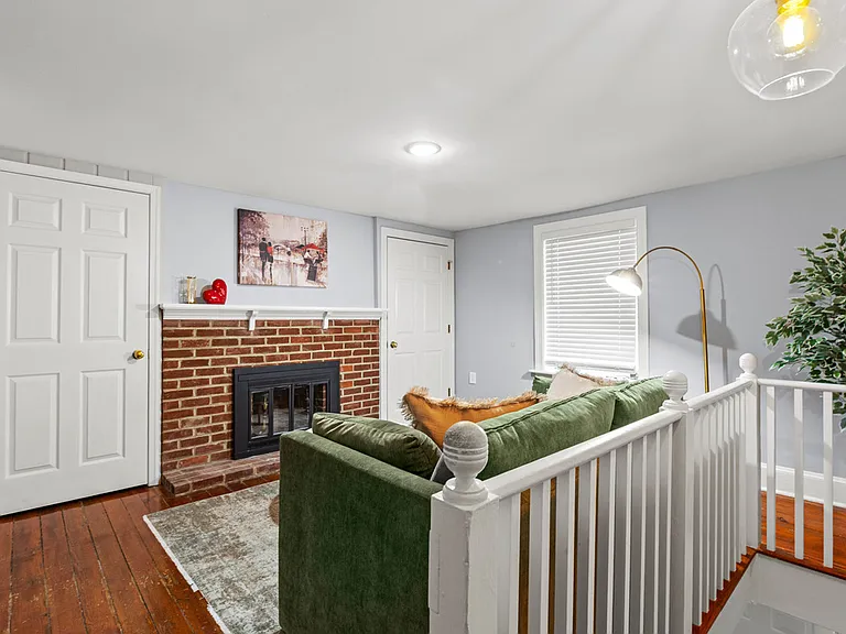 314 Frederick St — Photo 9