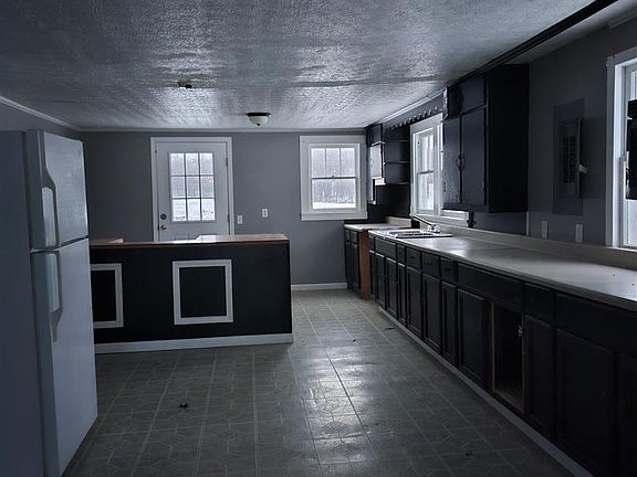 2nd image of 1800 Lick Branch Rd