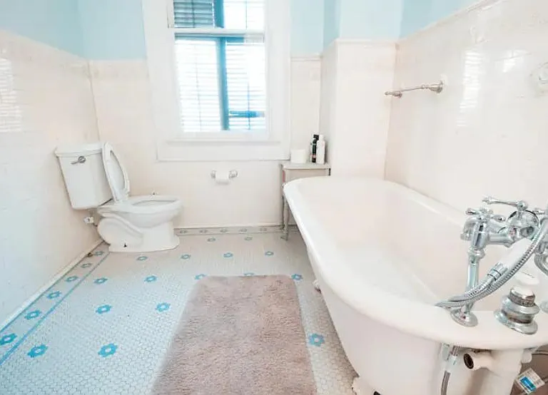 6056 Prytania St — Photo 32