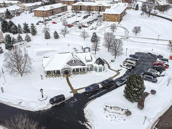 3rd image of 622 Heritage Sq