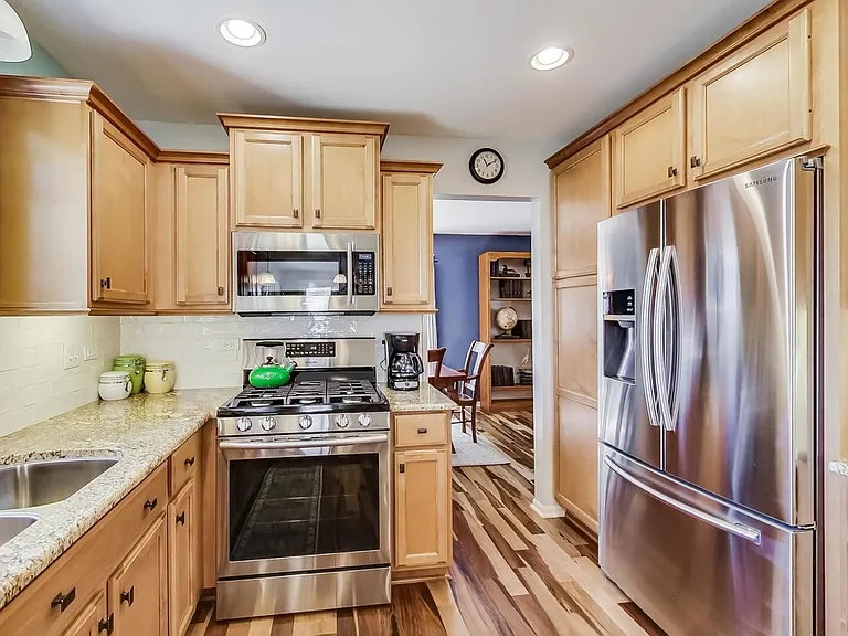 1229 Spring Creek Rd — Photo 12