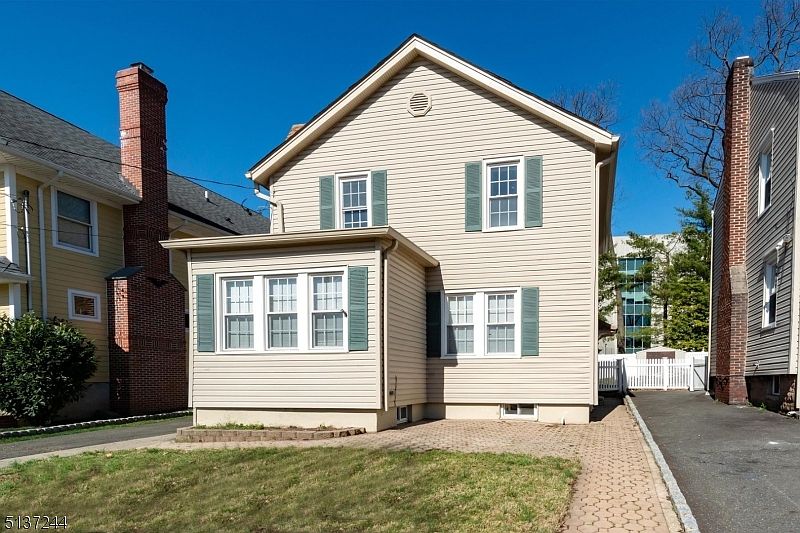 28 Montclair Ave, Nutley, NJ 07110 Zillow