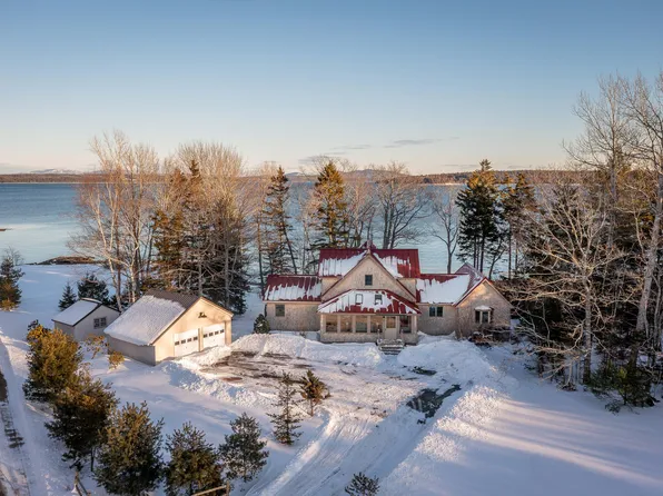 191 Woods Point Road, Blue Hill, ME 04614