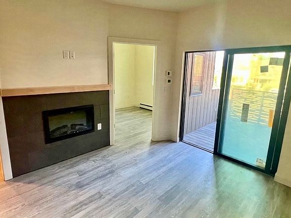 2nd image of 2301 Pearl St APT 40