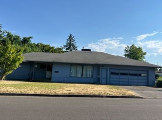 110 NW 17th St, McMinnville, OR 97128