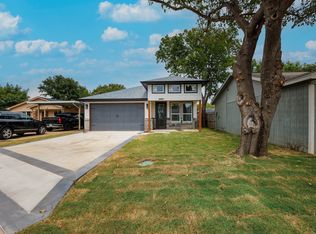 11224 Golden Triangle Cir, Fort Worth, TX 76244