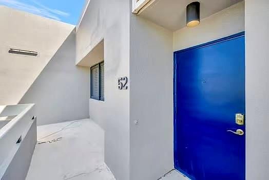3rd image of 1100 SE 5th Court #52