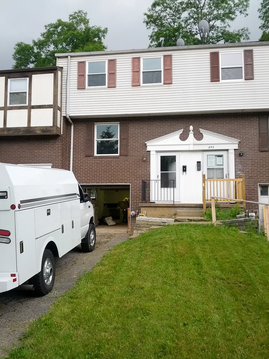 855 Blackberry St photo 1