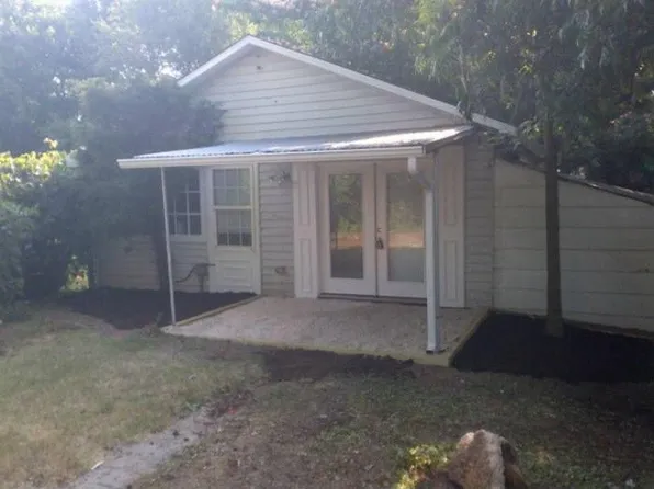 1511 McCormick St, Greensboro, NC 27403