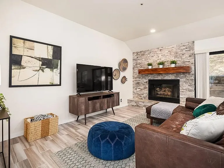 101 Brown Dr — Photo 13