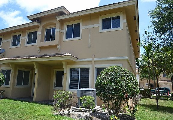 2nd image of 4361 Berkshire Wharf Dr