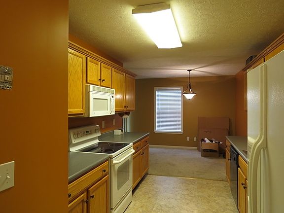 4th image of 7023 Shutesbury Cir