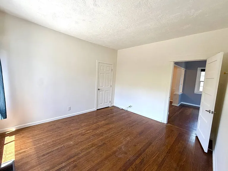 2611 Coolidge Ave — Photo 15